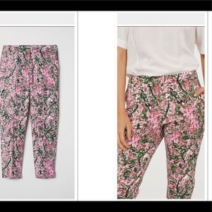 ❤️H&M fabulous floral print cropped slacks. Size 10